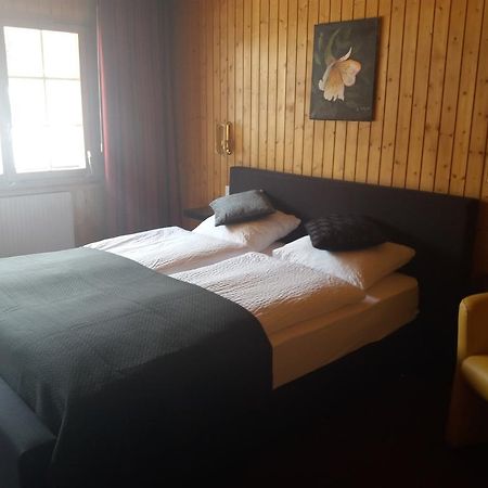 Hotel Schmitta Fiesch Ngoại thất bức ảnh