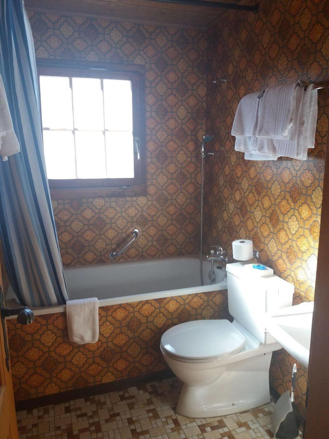 Hotel Schmitta Fiesch Ngoại thất bức ảnh